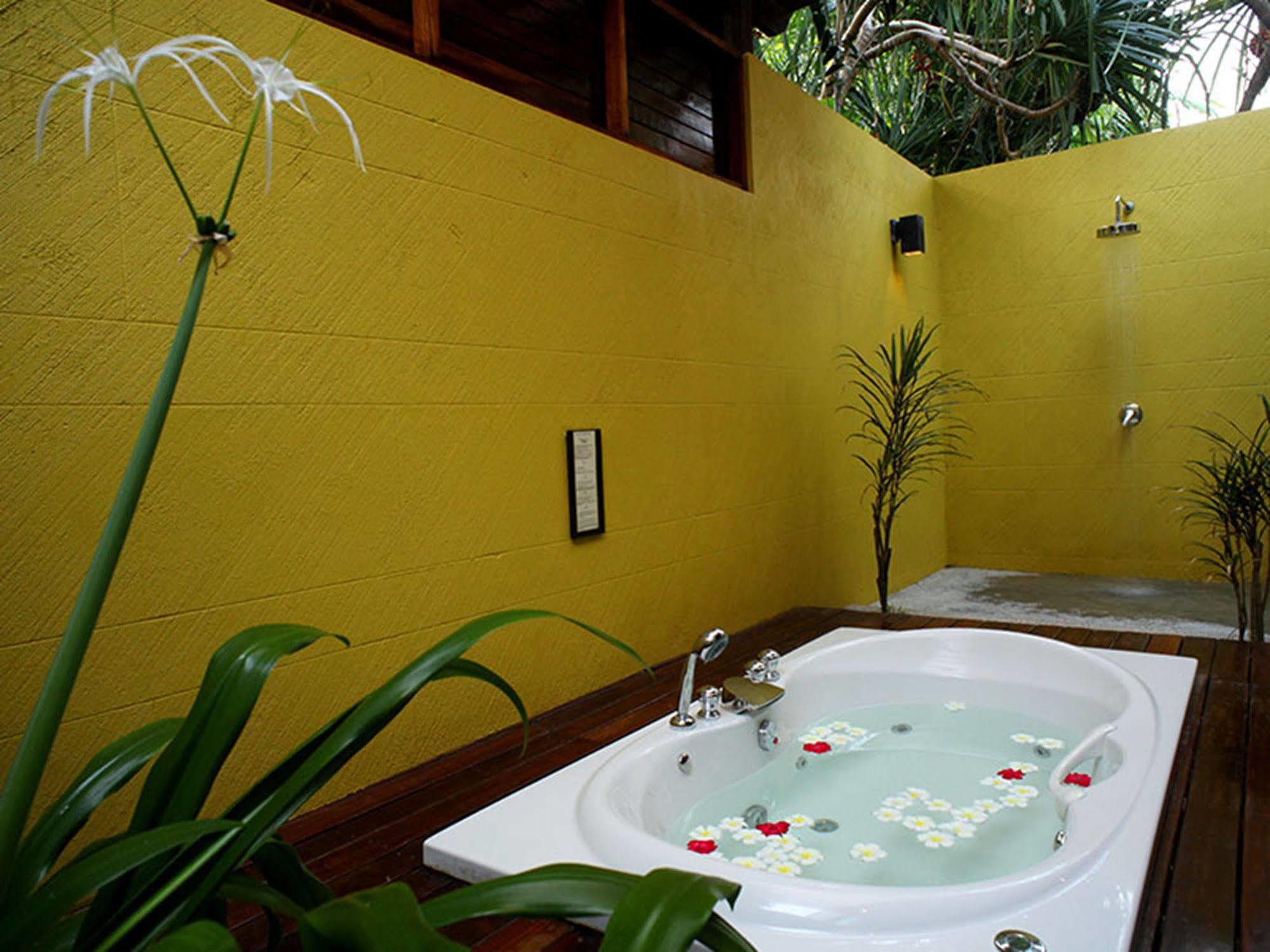 Chongfah Beach Resort Khaolak - Sha Extra Plus Khao Lak Eksteriør billede